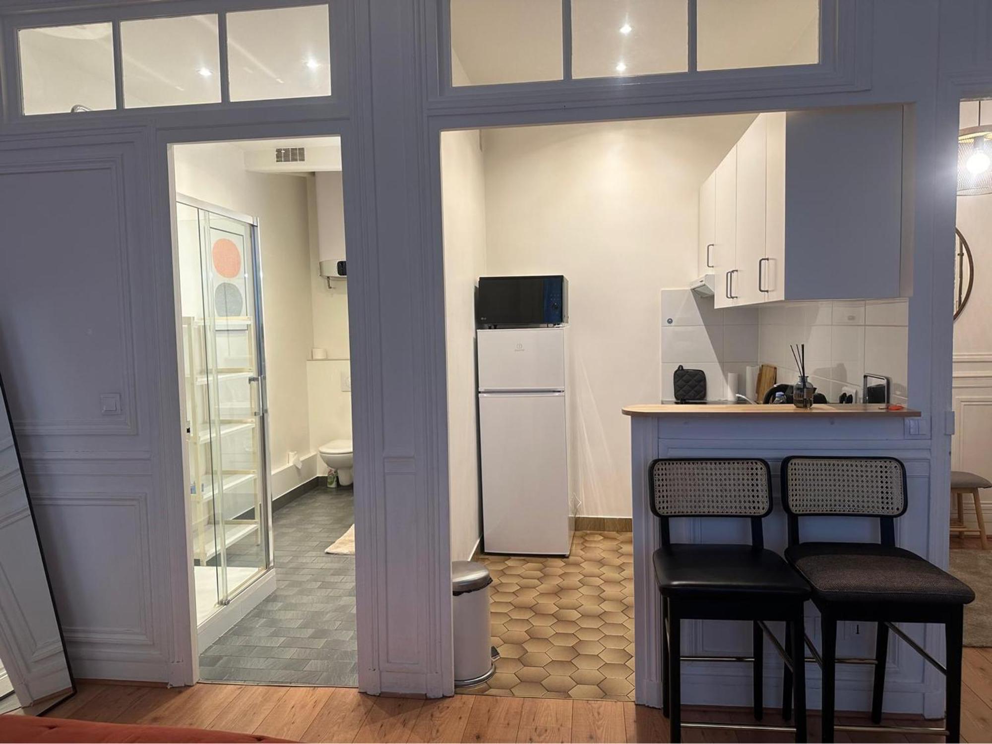 Apartment 8 *